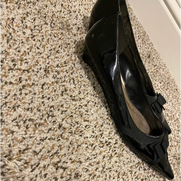 Jane Debster Black Pointy Toe Kitten Heel Shoe Size 8.5 - Picture 3 of 5